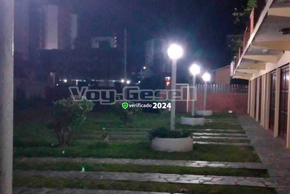 Alquilo Duplex Complejo Alemar en Villa Gesell zona Sur a 90 Mts de la Playa 