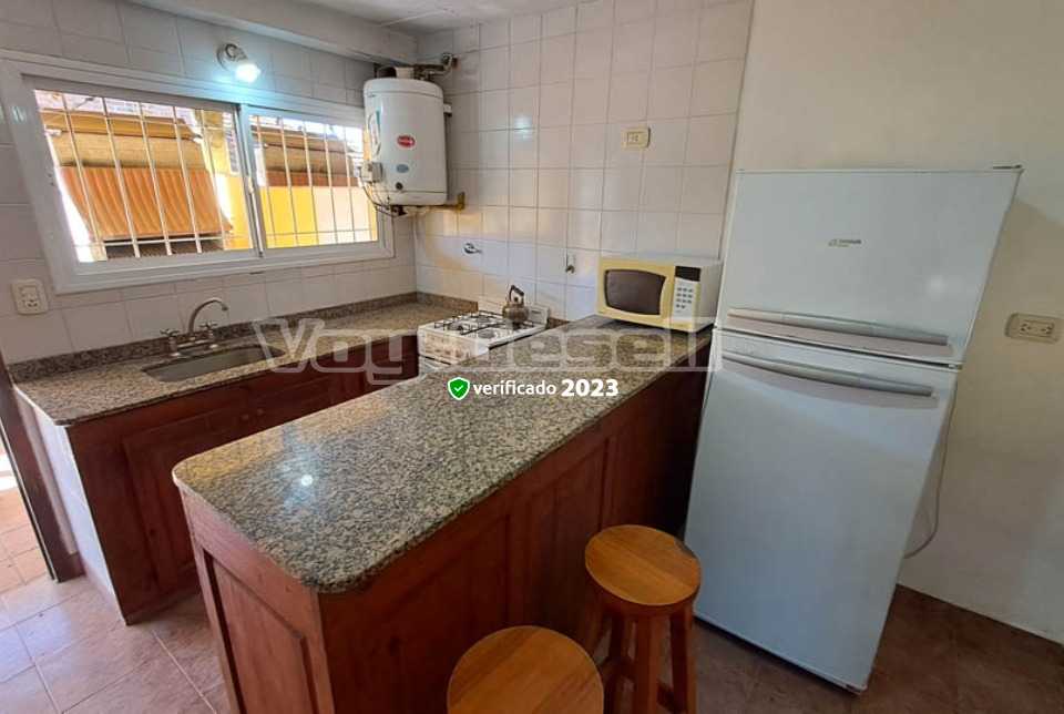 Alquilo Departamento Belen en Villa Gesell zona Centro a 200 Mts de la Playa 