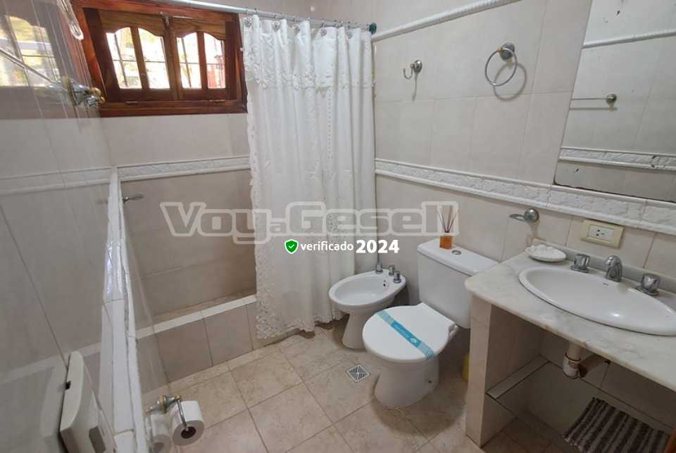 Alquilo Departamento Caracoles en Villa Gesell zona Centro a 300 Mts de la Playa