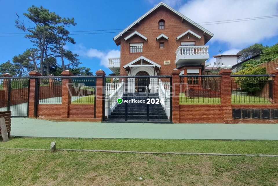 Alquilo Departamento Caracoles en Villa Gesell zona Centro a 300 Mts de la Playa 