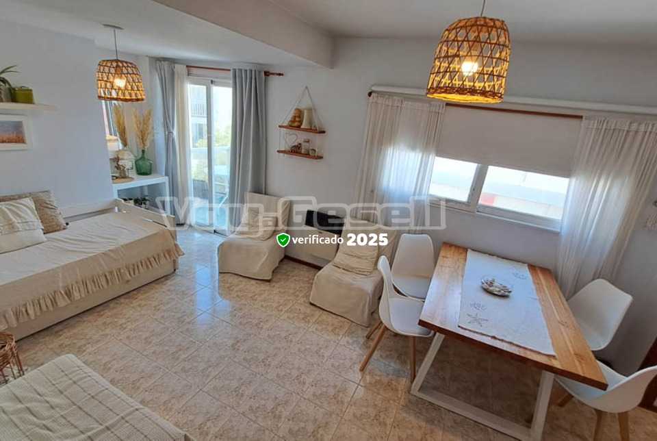 Alquilo Departamento Cielomar 2do 13 en Villa Gesell zona Centro a 80 Mts de la Playa 