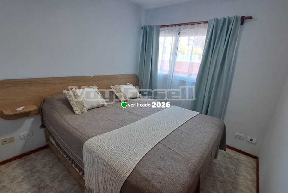 Alquilo Departamento Junto al Mar en Villa Gesell zona Centro a 80 Mts de la Playa