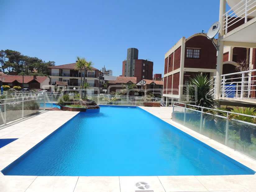 Alquilo Departamento Complejo Cristal depto en Villa Gesell zona Sur a 180 mts de la Playa 