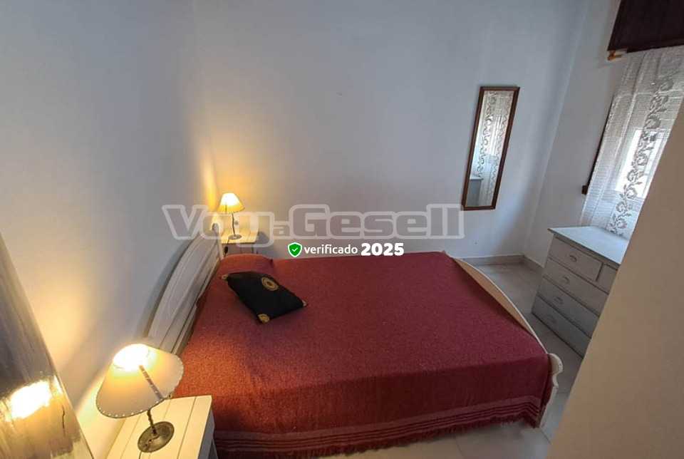 Alquilo Departamento Complejo Los Pinos en Villa Gesell zona Centro Comercial a 250 mts de la Playa