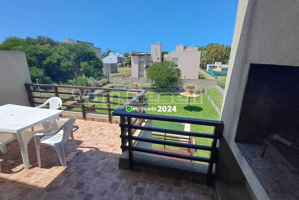 Complejo Rafina 2A: Departamento en Villa Gesell zona Sur