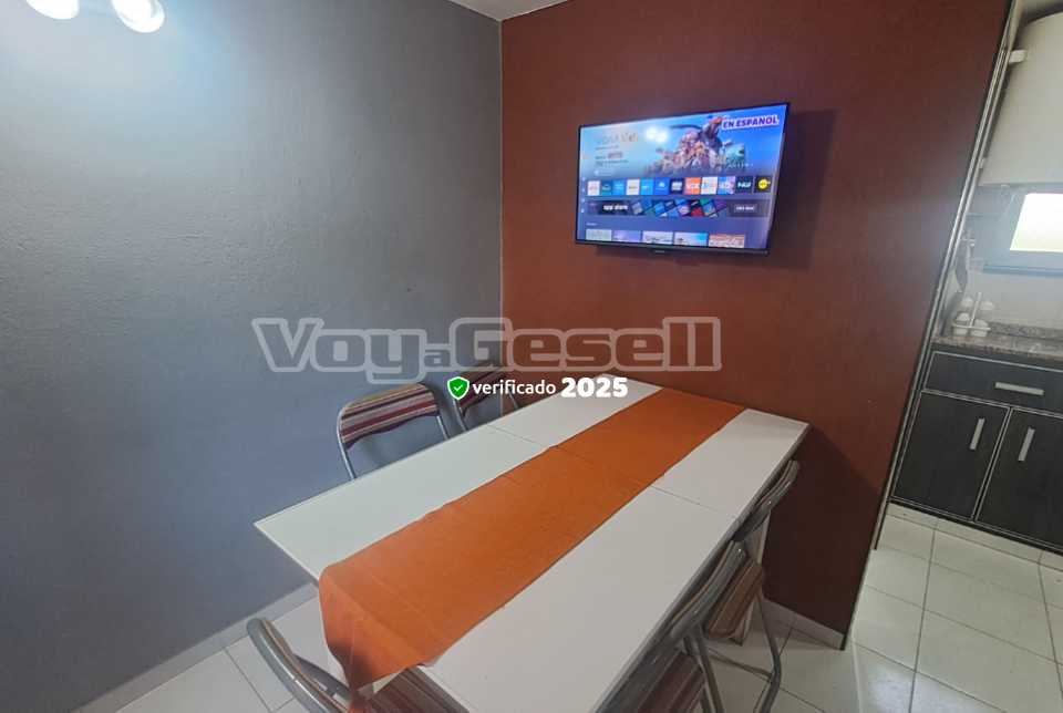 Alquilo Departamento San Luis 25 en Villa Gesell zona Centro a 600 mts de la Playa 