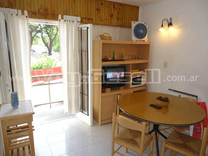 Alquilo Departamento Conemar 7 en Villa Gesell zona Sur a 270 Mts de la Playa 