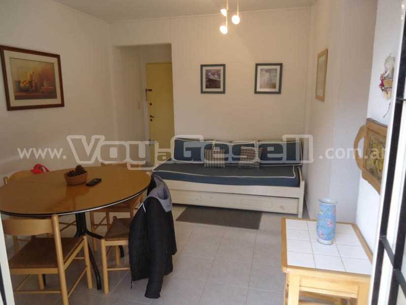 Alquilo Departamento Conemar 7 en Villa Gesell zona Sur a 270 Mts de la Playa 