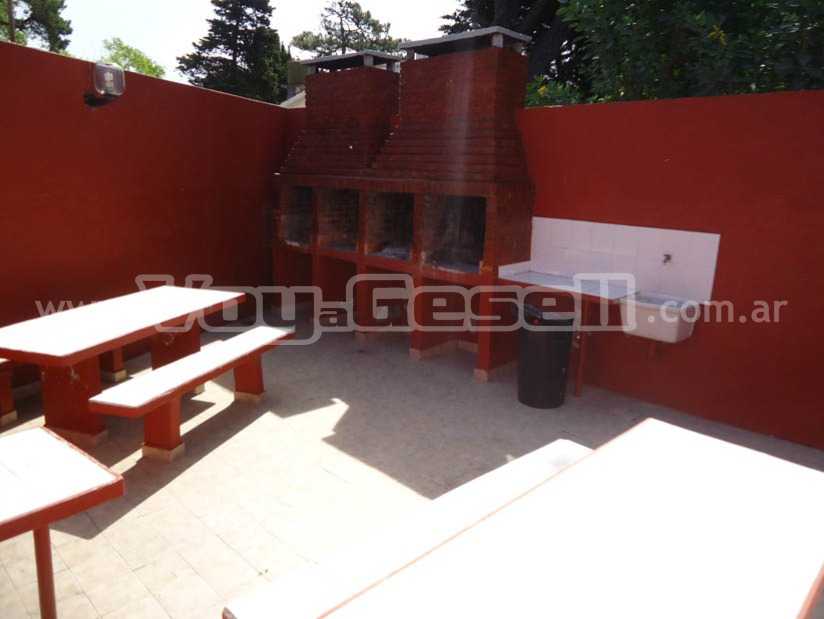 Alquilo Departamento Conemar 7 en Villa Gesell zona Sur a 270 Mts de la Playa