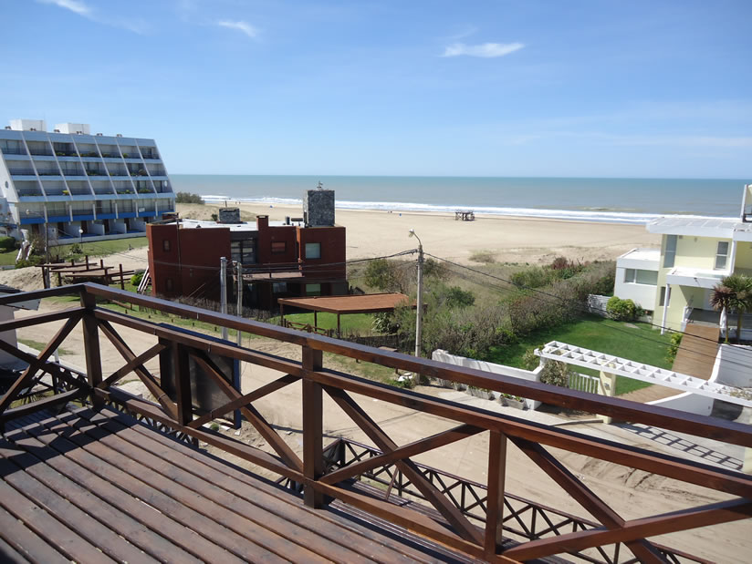 Contra Viento y Marea 8: Departamento en Villa Gesell zona Sur