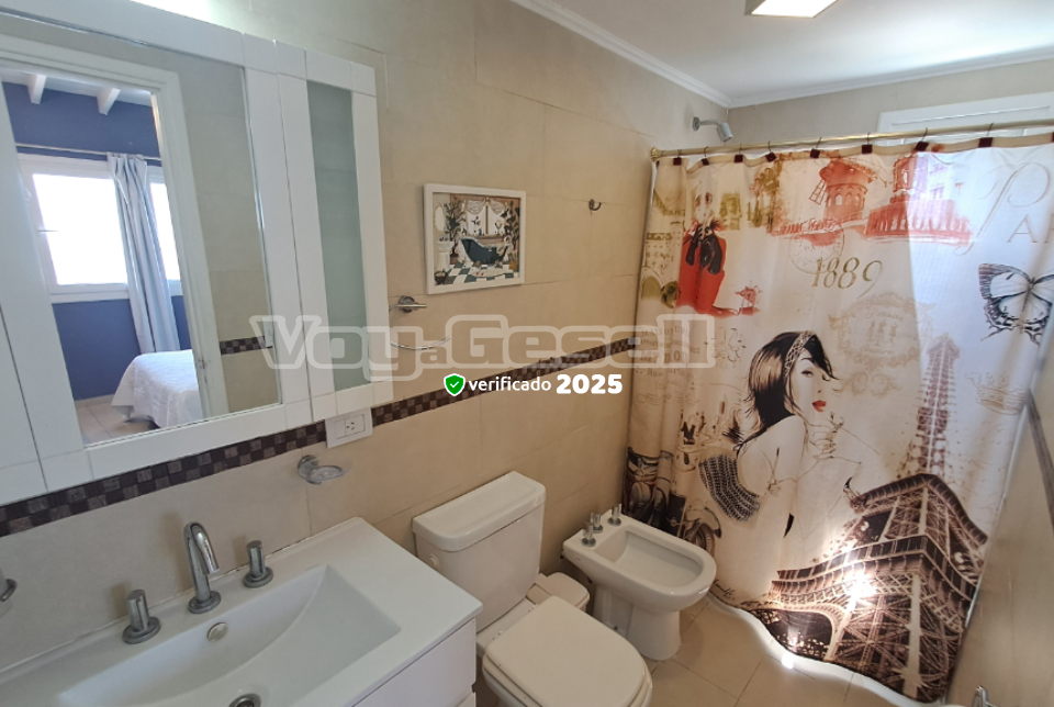 Alquilo Departamento Contra Viento y Marea 8 en Villa Gesell zona Sur a 20 mts de la Playa