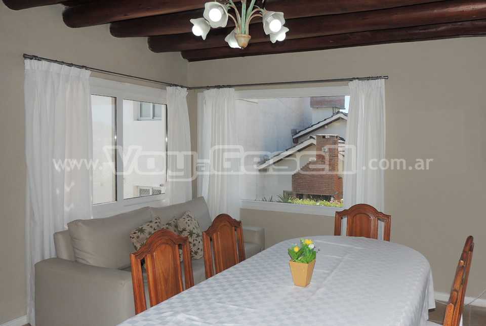 Alquilo Duplex Contra Viento y Marea 7 en Villa Gesell zona Sur a 80 Mts de la Playa 