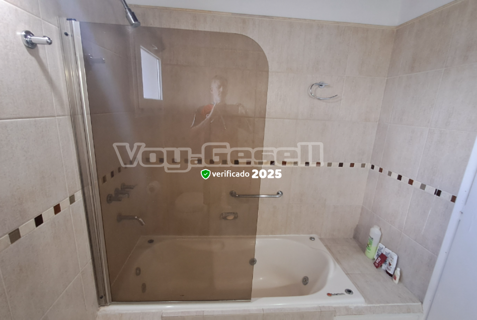 Alquilo Duplex Contra Viento y Marea 7 en Villa Gesell zona Sur a 80 Mts de la Playa