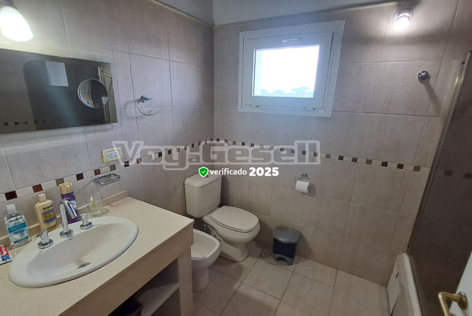 Alquilo Duplex Contra Viento y Marea 7 en Villa Gesell zona Sur a 80 Mts de la Playa