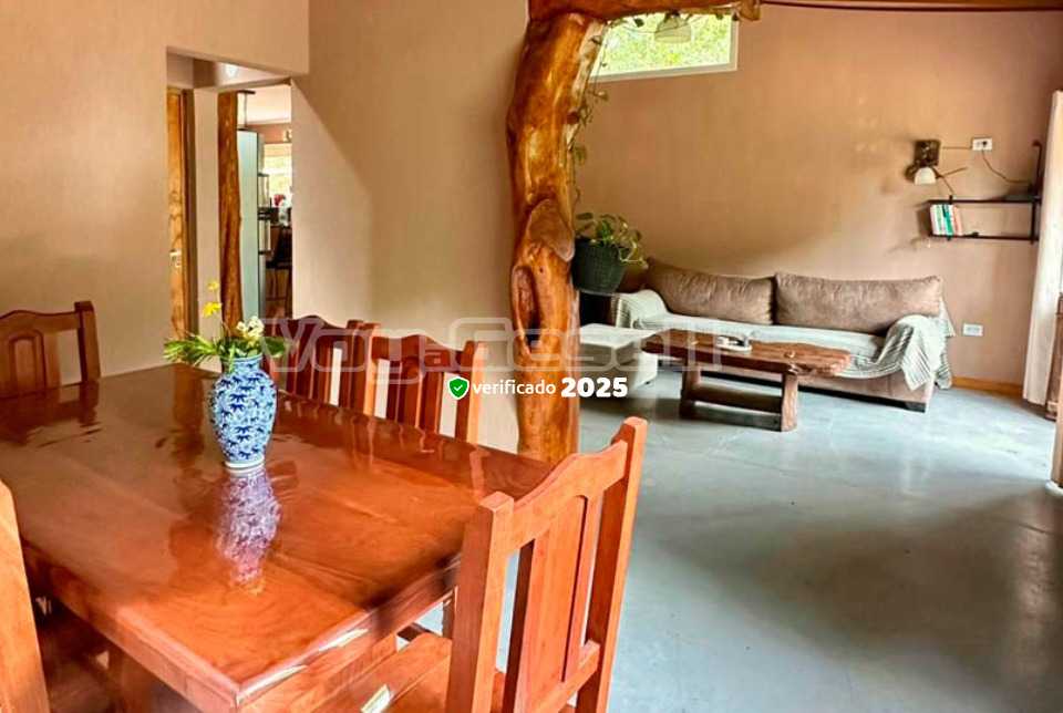 Alquilo Cabaña Corazón de ciprés en Mar de las Pampas zona  a 1700 Mts de la Playa comedor