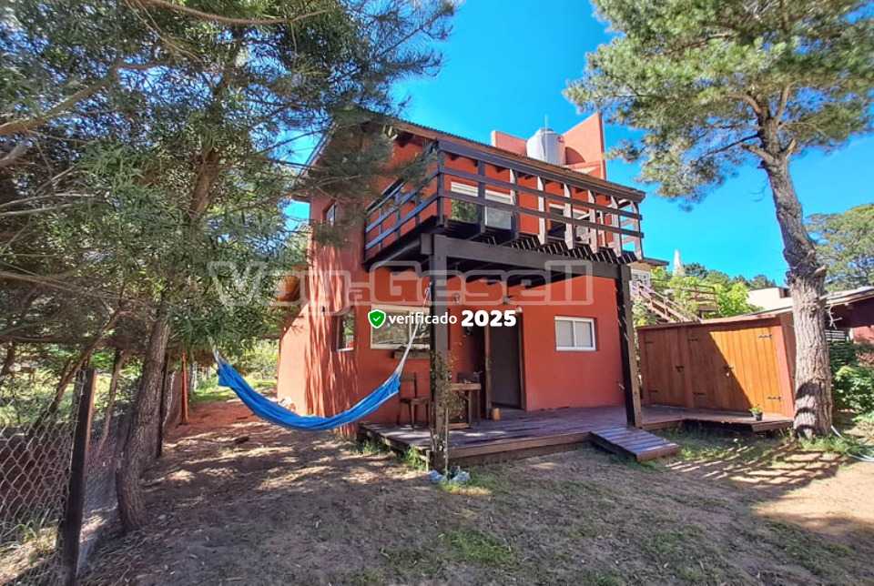 Corazón de ciprés: Cabaña en Mar de las Pampas