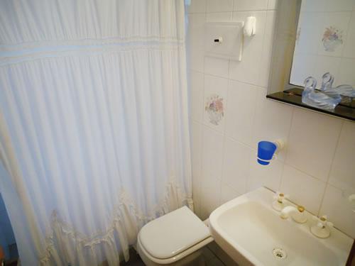 Alquilo Departamento Coronado VI en Villa Gesell zona Sur a 100 Mts de la Playa 