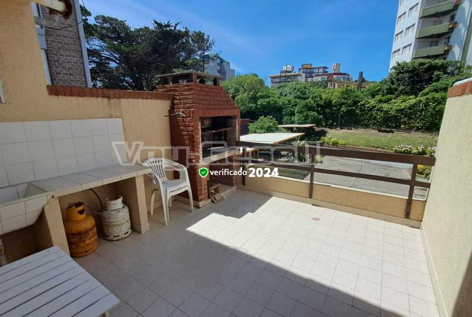 Alquilo Departamento Costa Brava 7 en Villa Gesell zona Centro a 190 mts de la Playa