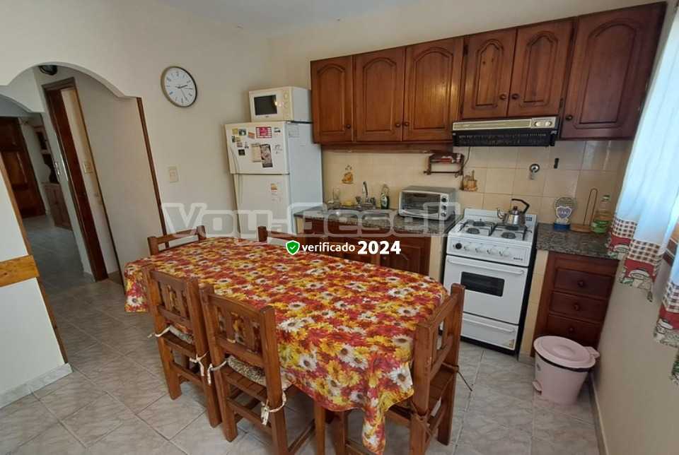 Alquilo Departamento Costa Brava 7 en Villa Gesell zona Centro a 190 mts de la Playa 