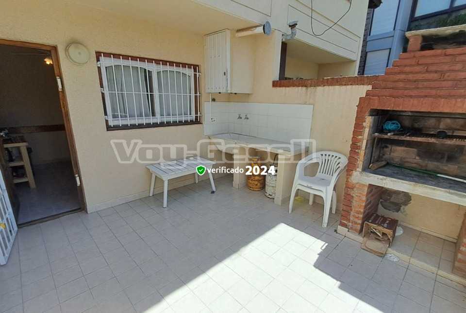 Alquilo Departamento Costa Brava 7 en Villa Gesell zona Centro a 190 mts de la Playa