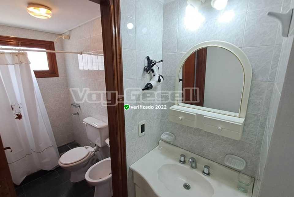 Alquilo Duplex Chrisdamar II Duplex 5 en Villa Gesell zona Centro a 200 Mts de la Playa