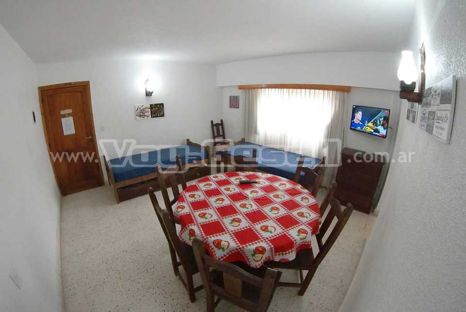 Alquilo Departamento Cuatro Soles en Villa Gesell zona Centro Comercial a 200 Mts de la Playa 