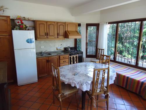 Alquilo Departamento Cuyunco en Villa Gesell zona Centro a 500 Mts de la Playa 