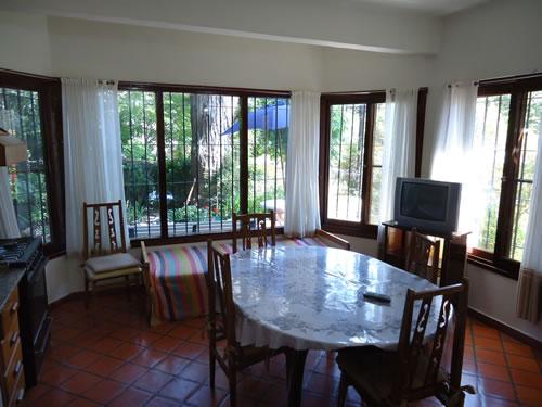 Alquilo Departamento Cuyunco en Villa Gesell zona Centro a 500 Mts de la Playa 