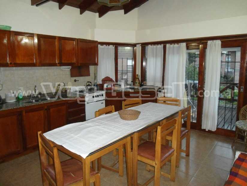 Alquilo Departamento Cuyunco en Villa Gesell zona Centro a 500 Mts de la Playa 