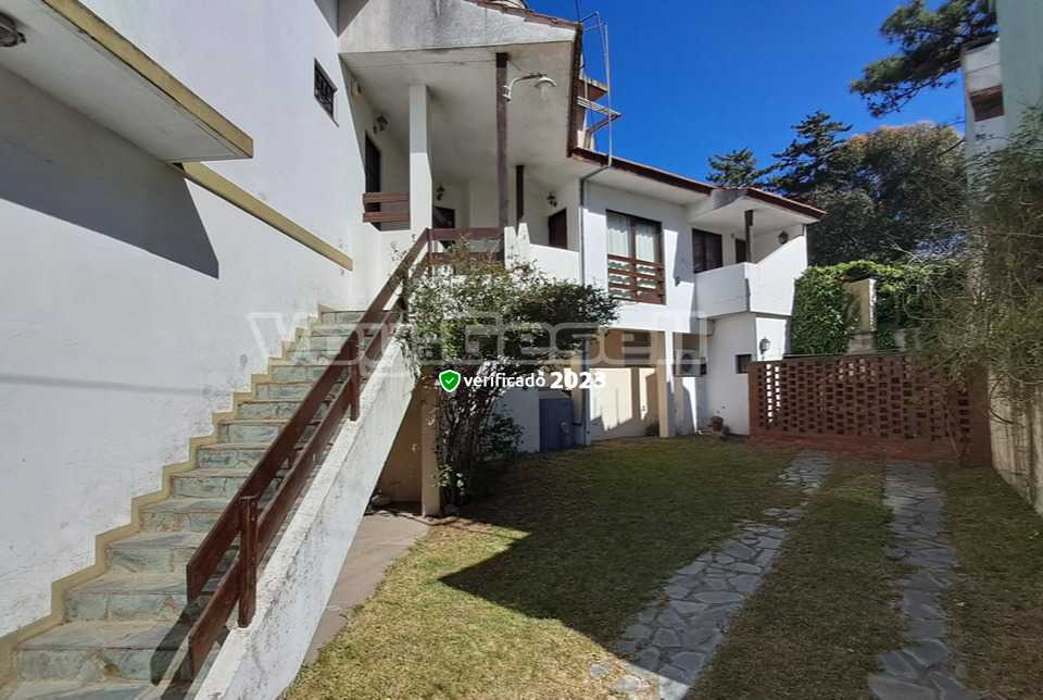 Alquilo Departamento Depto Elena en Villa Gesell zona Centro a 350 Mts de la Playa 