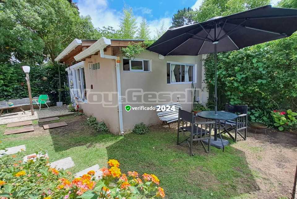 Alquilo Departamento Depto Los Troncos en Villa Gesell zona Centro  