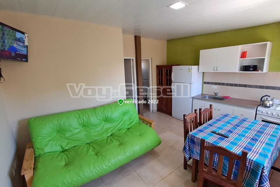 Alquilo Departamento Deptos Sol en Villa Gesell zona Centro a 1100 mts de la Playa 