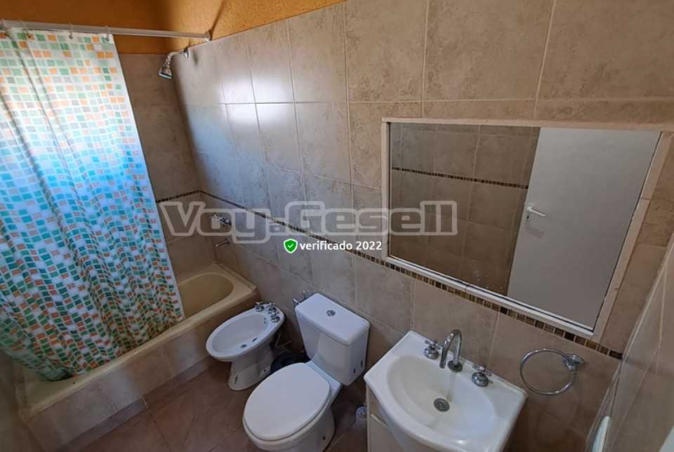 Alquilo Departamento Deptos Sol en Villa Gesell zona Centro a 1100 mts de la Playa