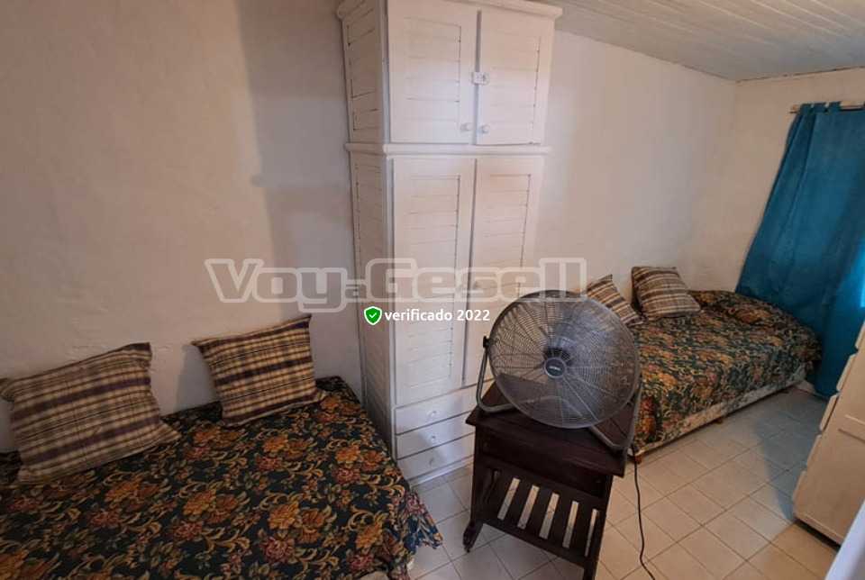 Alquilo Casa Dero 2 en Villa Gesell zona Centro a 800 Mts de la Playa 