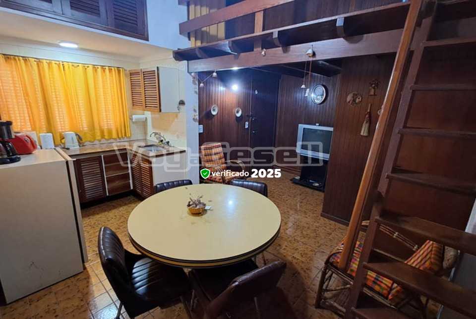 Alquilo Duplex Dial 11 en Villa Gesell zona Centro a 210 mts de la Playa 