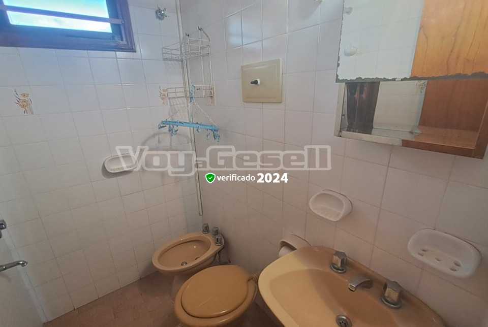 Alquilo Duplex Don Alberto 16 en Villa Gesell zona Centro a 250 mts de la Playa