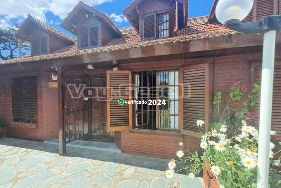 Alquilo Duplex Don Alberto 16 en Villa Gesell zona Centro a 250 mts de la Playa 