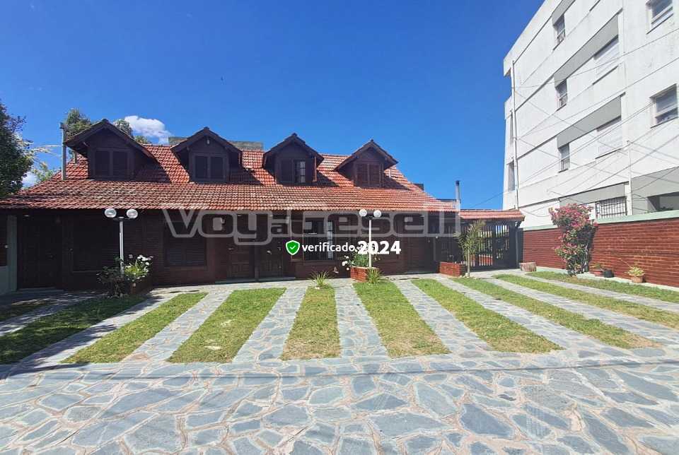 Alquilo Duplex Don Alberto 16 en Villa Gesell zona Centro a 250 mts de la Playa 
