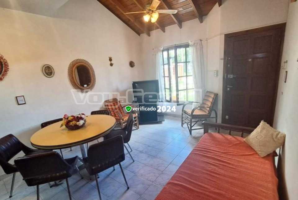 Alquilo Duplex Don Alberto 16 en Villa Gesell zona Centro a 250 mts de la Playa 