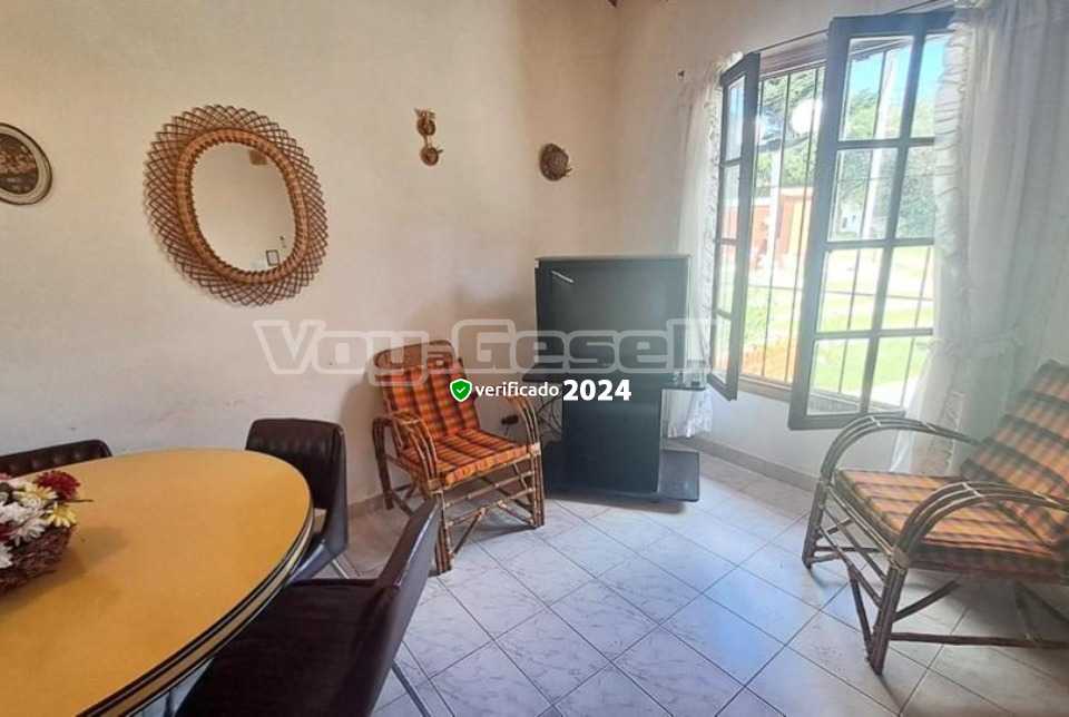 Alquilo Duplex Don Alberto 16 en Villa Gesell zona Centro a 250 mts de la Playa 