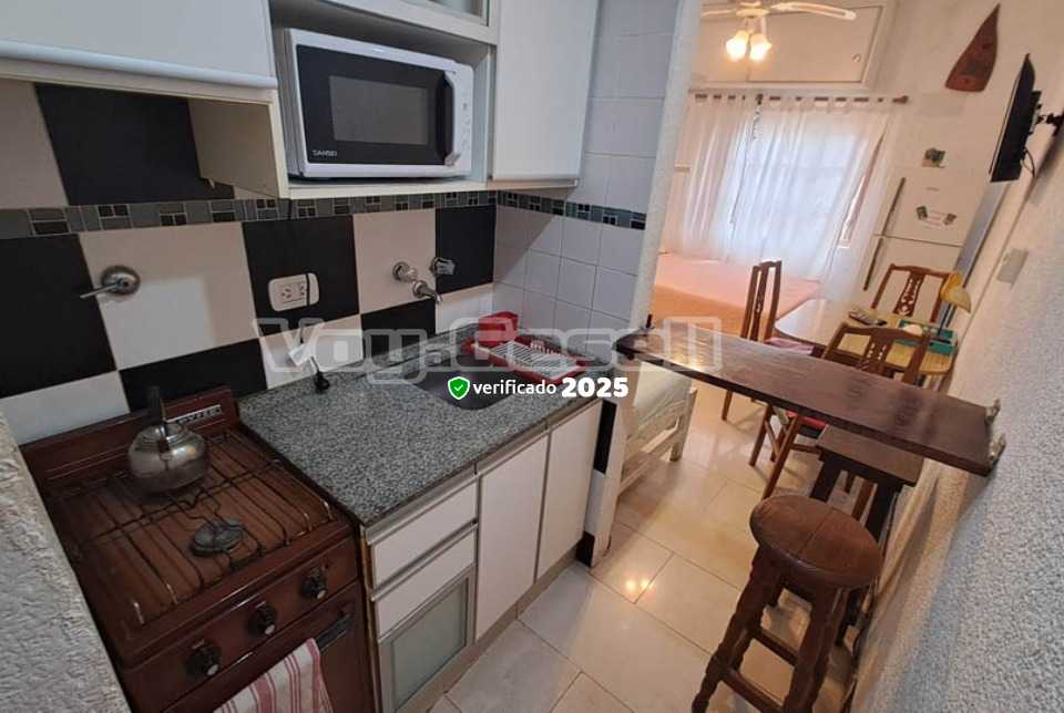 Alquilo Departamento Dpto 301 y playa en Villa Gesell zona Barrio Norte a 50 mts de la Playa 