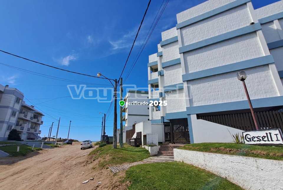 Alquilo Departamento Dpto Gesell 1 en Villa Gesell zona Centro a 55 Mts de la Playa 