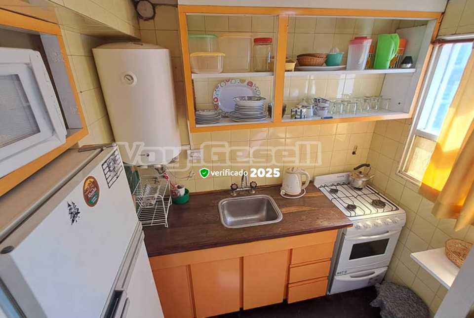 Alquilo Departamento Dpto Gesell 1 en Villa Gesell zona Centro a 55 Mts de la Playa 