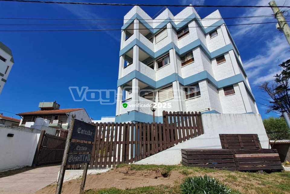 Alquilo Departamento Dpto Gesell 1 en Villa Gesell zona Centro a 55 Mts de la Playa 