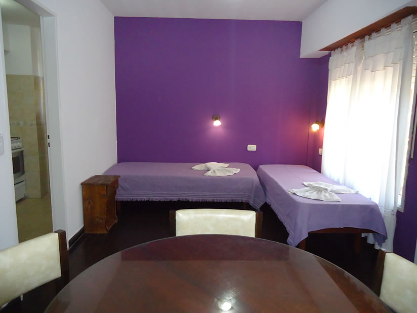 Alquilo Duplex Dulces Vacaciones en Villa Gesell zona Centro a 700 Mts de la Playa