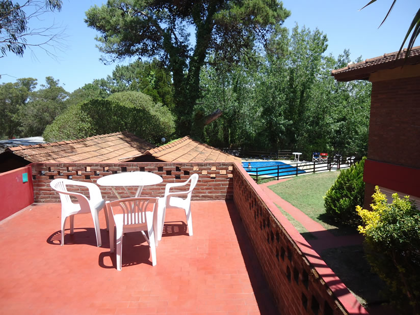 Alquilo Duplex Dulces Vacaciones en Villa Gesell zona Centro a 700 Mts de la Playa