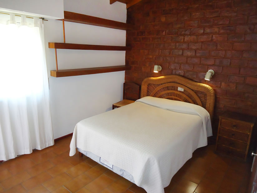 Alquilo Duplex Dulces Vacaciones en Villa Gesell zona Centro a 700 Mts de la Playa