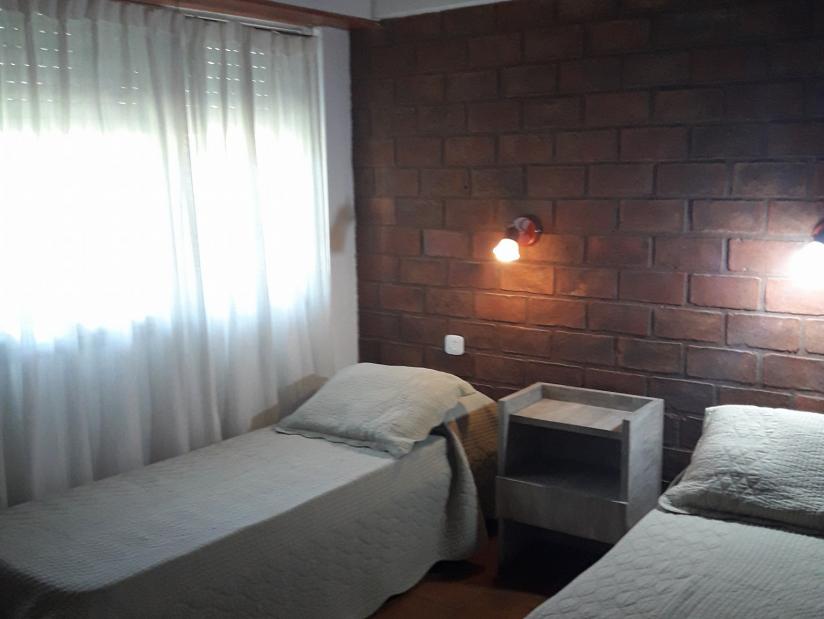 Alquilo Duplex Dulces Vacaciones en Villa Gesell zona Centro a 700 Mts de la Playa