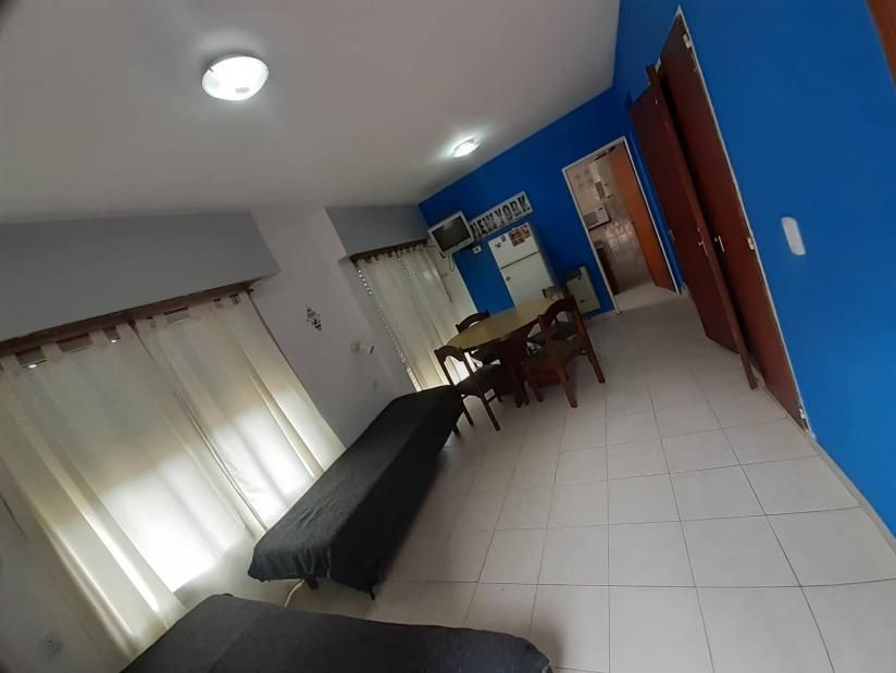 Alquilo Duplex Dulces Vacaciones en Villa Gesell zona Centro a 700 Mts de la Playa