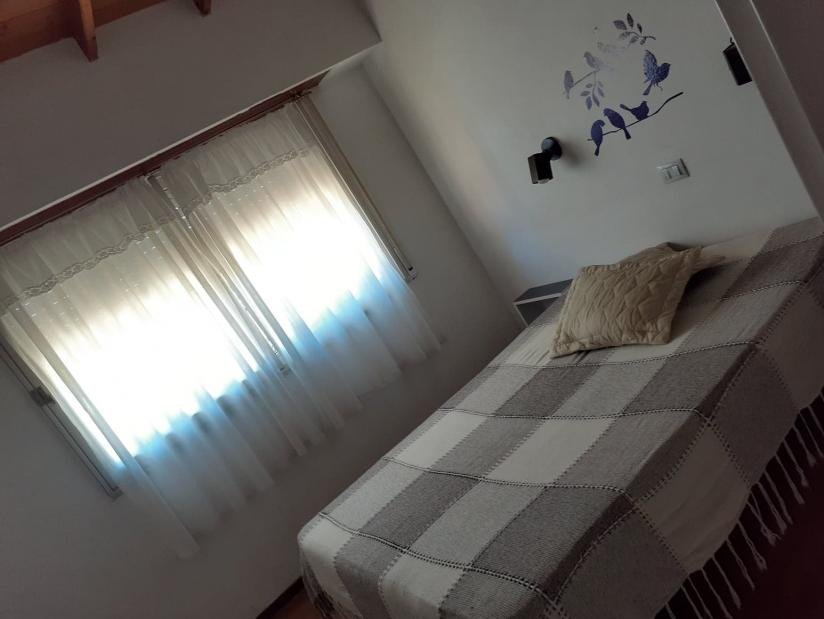 Alquilo Duplex Dulces Vacaciones en Villa Gesell zona Centro a 700 Mts de la Playa